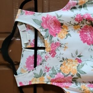 Cynthia Rowley-Linen iv,pink,gold,green sleeveless A line dress Size Small.